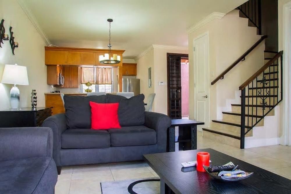 New Kingston Guest Apt At Sonoma Estate Exteriér fotografie